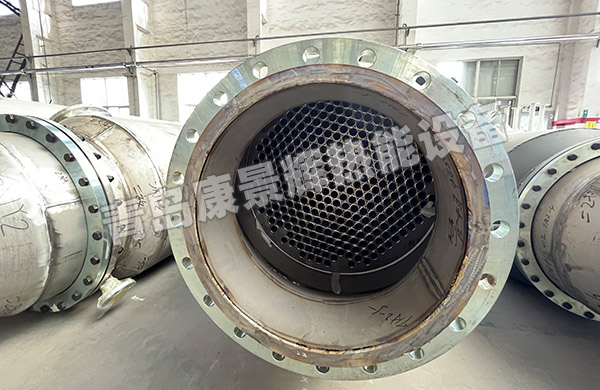 管殼式汽水換熱器特點(diǎn) 管殼式汽水換熱器特點(diǎn)