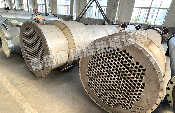 雙管板蒸汽換熱器 雙管板蒸汽換熱器